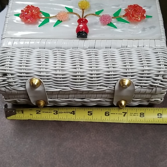 Vintage Princess Charming by Atlas Woven Wicker Rattan Floral Design Box Handbag - Picture 15 of 16